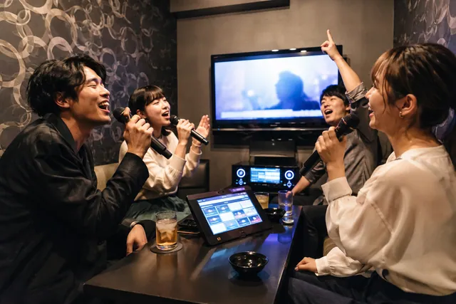 Phòng karaoke riêng tính phí theo giờ