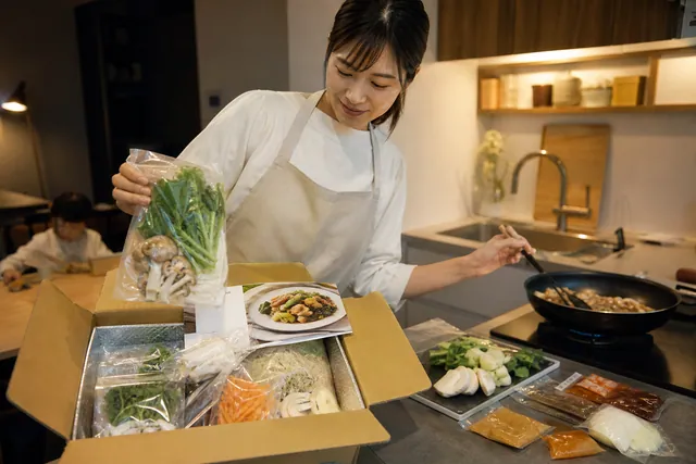 Langganan meal kit dengan menu dan porsi siap masak